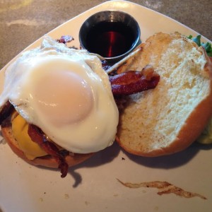 flipside-brunch-burger